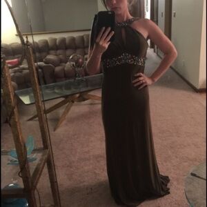 Tony bowls size 4 pageant gown new